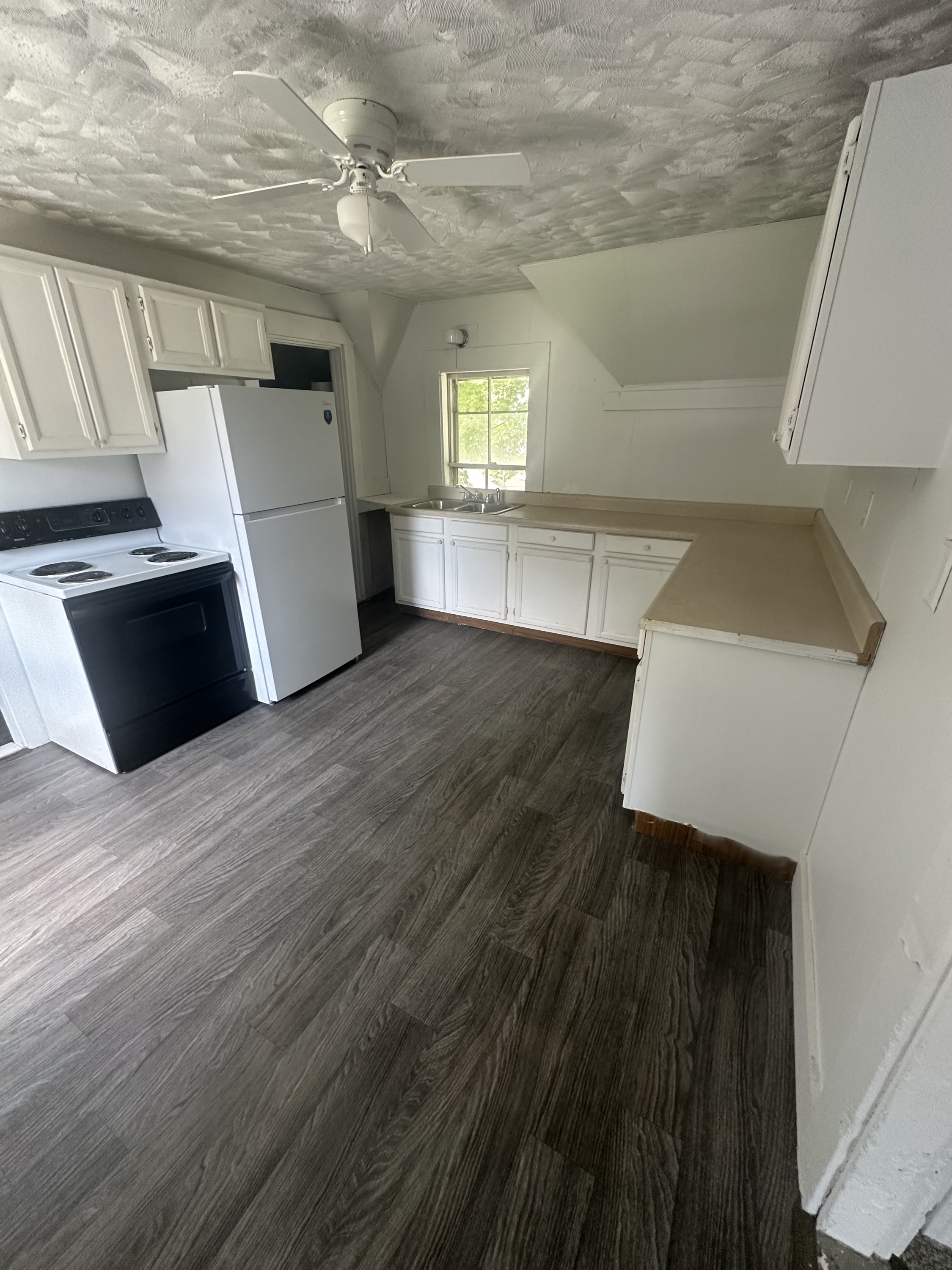 160 Washington Street - B